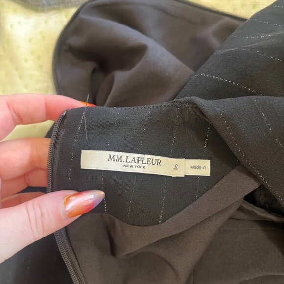 MM LaFleur The Noel Dress 2 - Picture 5 of 5